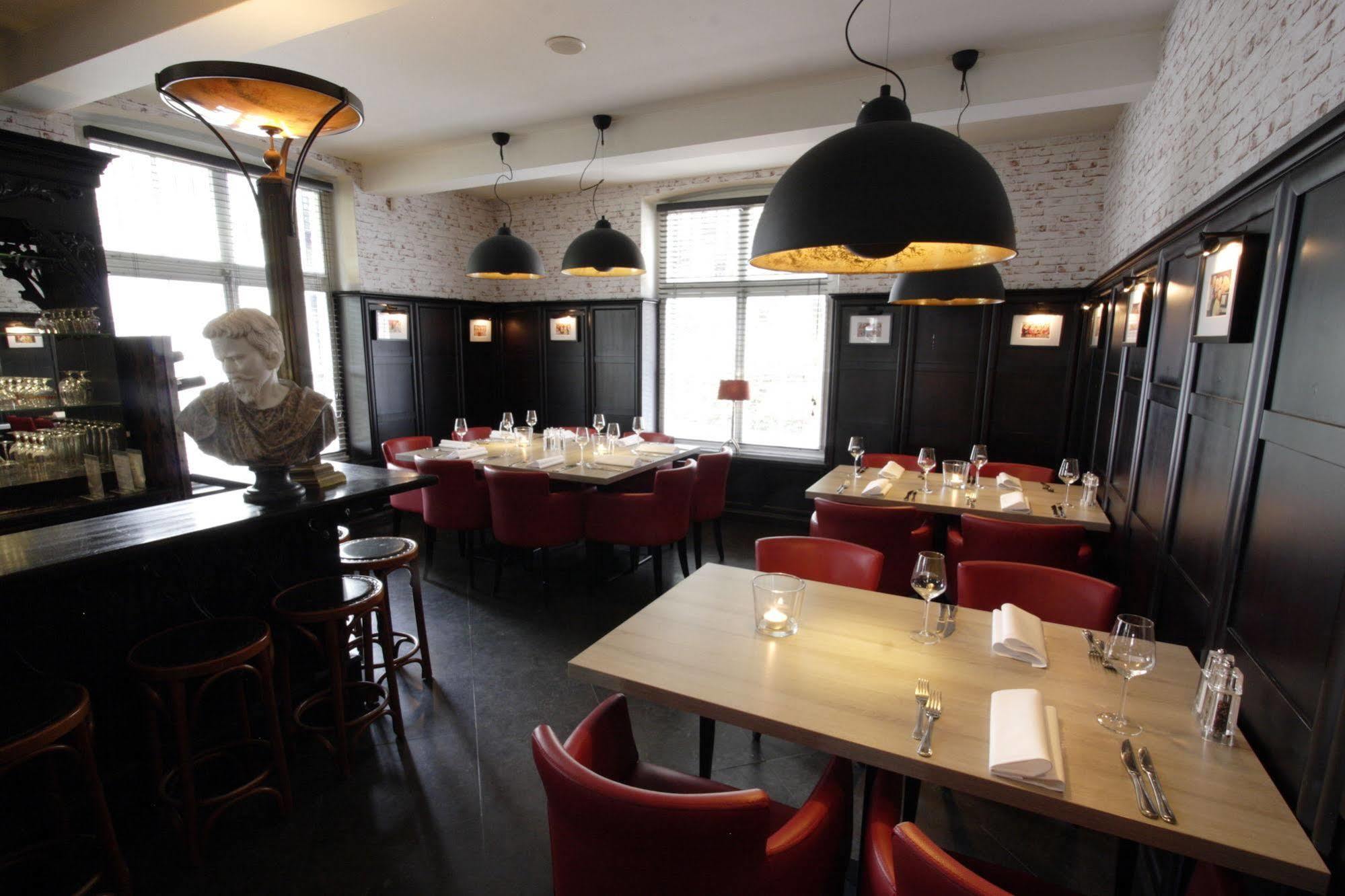 In De Witte Dame Hotel Bar Kitchen Apartments Grubbenvorst Esterno foto